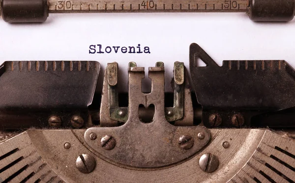 老打字机-斯洛文尼亚 — 图库照片