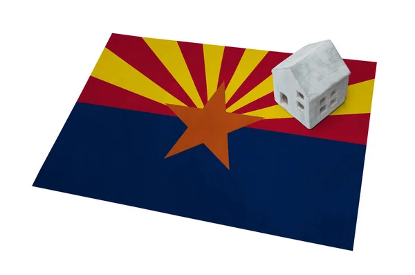 Piccola casa su una bandiera - Arizona — Foto Stock