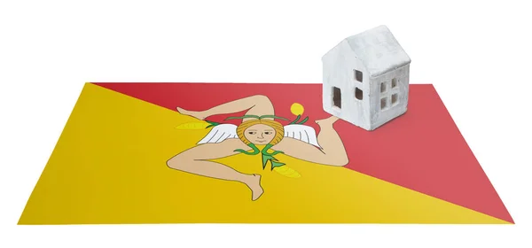在国旗-西西里岛上的小房子 — 图库照片