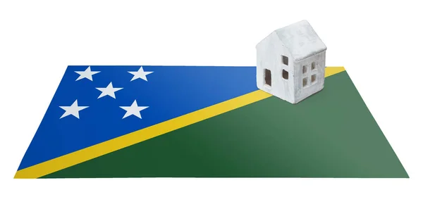 在国旗-所罗门群岛上的小房子 — 图库照片