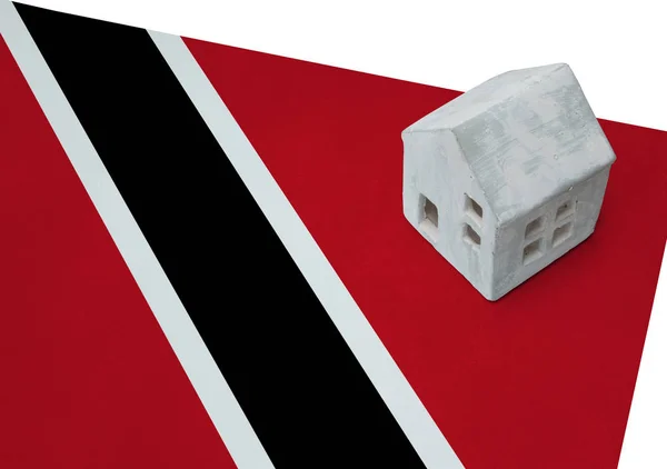 Litet hus på en flagga - Trinidad och Tobago — Stockfoto