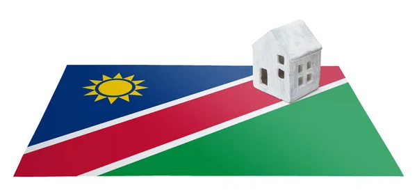 Bir bayrak - Namibya üzerinde küçük ev — Stok fotoğraf