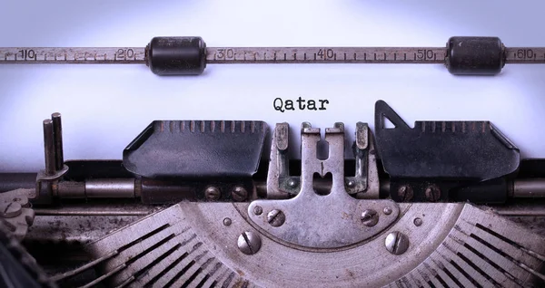 Alte Schreibmaschine - qatar — Stockfoto