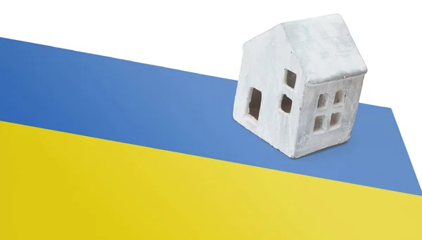 La casita sobre la bandera - Ucrania —  Fotos de Stock
