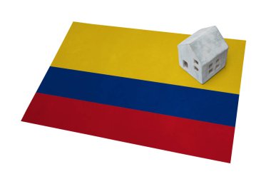 Bir bayrak - Kolombiya üzerinde küçük ev