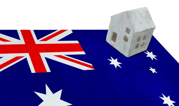 Kis ház a zászló - Ausztrália — Stock Fotó