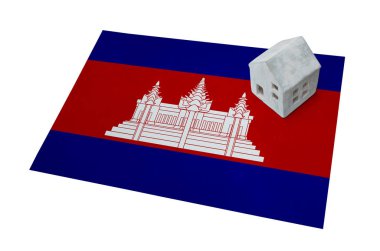 Bir bayrak - Kamboçya üzerinde küçük ev