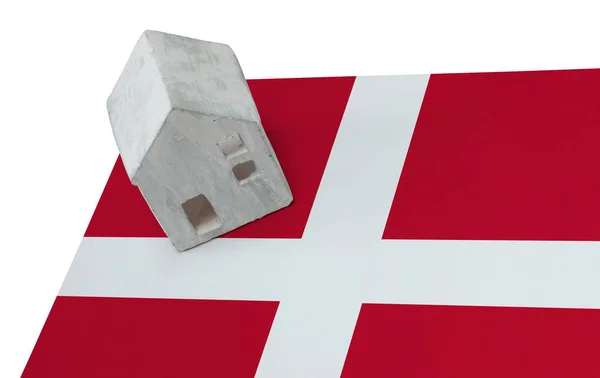 La casita sobre la bandera - Dinamarca —  Fotos de Stock