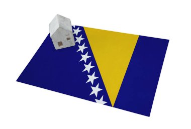 Bir bayrak - Bosna Hersek üzerinde küçük ev