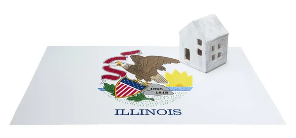 Bir bayrak - Illinois üzerinde küçük ev — Stok fotoğraf