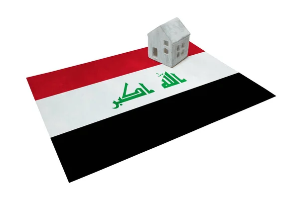 Petite maison sur un drapeau - Irak — Photo