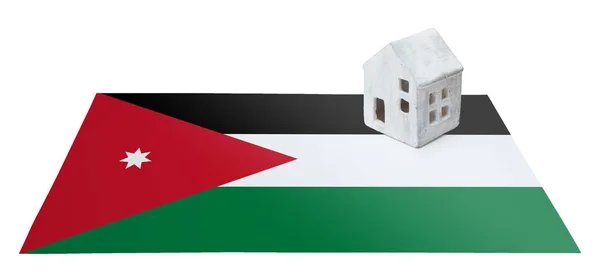 Kleines Haus auf einer Fahne - jordanisch — Stockfoto