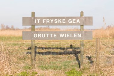 Leeuwarden; turist işareti. Doğa Parkı Fryske Gea