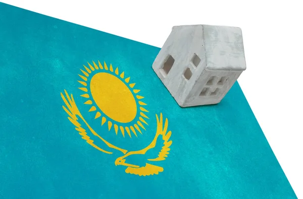 La casita sobre la bandera - Kazajstán —  Fotos de Stock