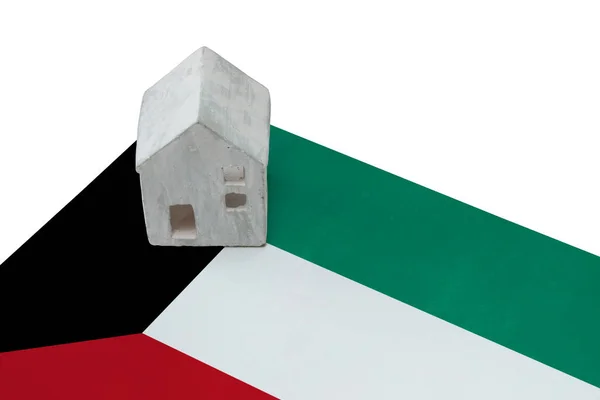 La casa pequeña sobre la bandera - Kuwait —  Fotos de Stock