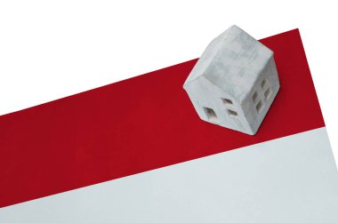 Bir bayrak - Monaco üzerinde küçük ev