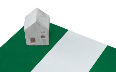 Bir bayrak - Nijerya üzerinde küçük ev