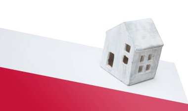 Bir bayrak - Polonya üzerinde küçük ev