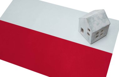 Bir bayrak - Polonya üzerinde küçük ev