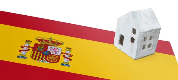 Μικρό σπίτι σε μια σημαία - Ισπανία — Φωτογραφία Αρχείου