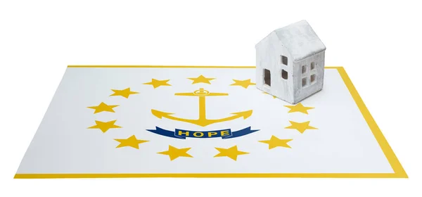 Pequeña casa en una bandera - Rhode Island — Foto de Stock