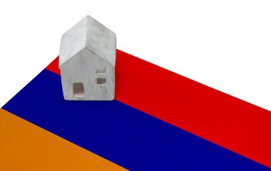 Bir bayrak - Ermenistan üzerinde küçük ev
