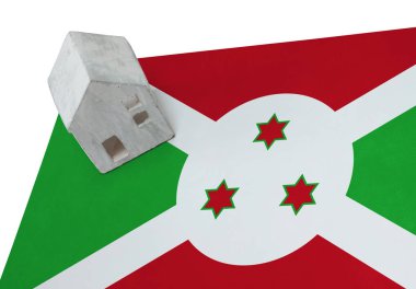 Bir bayrak - Burundi üzerinde küçük ev