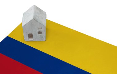 Bir bayrak - Kolombiya üzerinde küçük ev