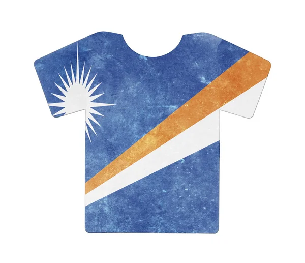 Basit t-shirt, flithy ve vintage bir görünüm