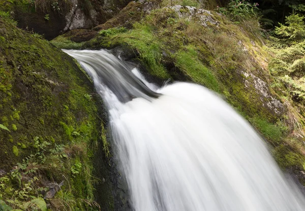 Тріберг Фоллс, один з найвищими в Німеччині водоспадами — стокове фото