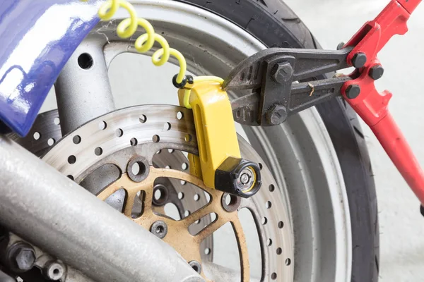 Motosiklet tekerlek engelleme güvenlik kilidi