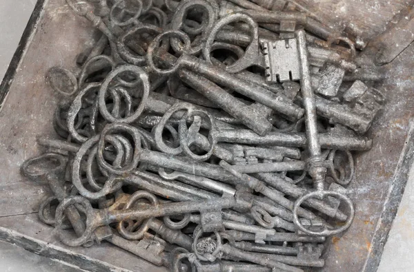 Antika anahtarları yelpazesi