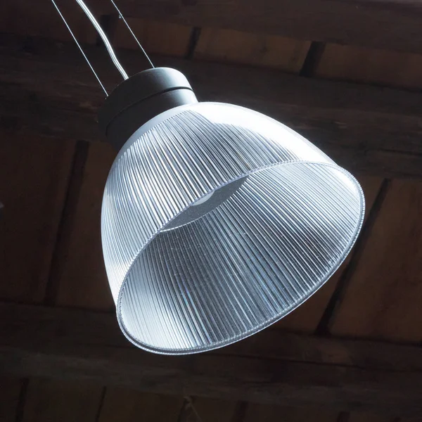 Simple light hanging on the ceiling — Stock Photo, Image