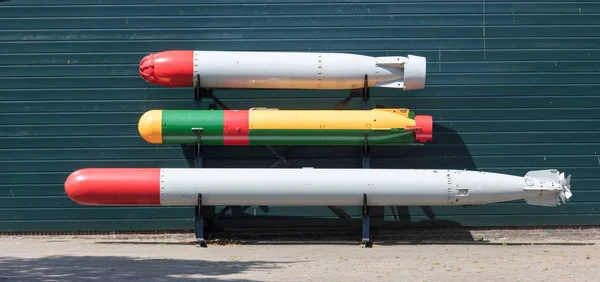 Torpedos viejos aislados —  Fotos de Stock