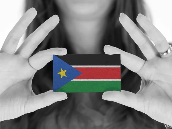 Femme montrant une carte de visite - Soudan du Sud — Photo
