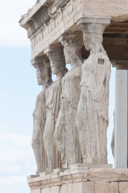 Acro, Erechtheion verandada caryatid heykeller