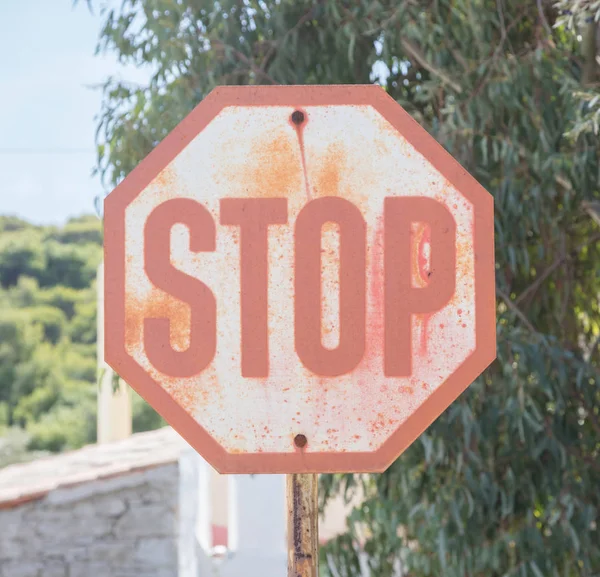 Signo de stop viejo —  Fotos de Stock