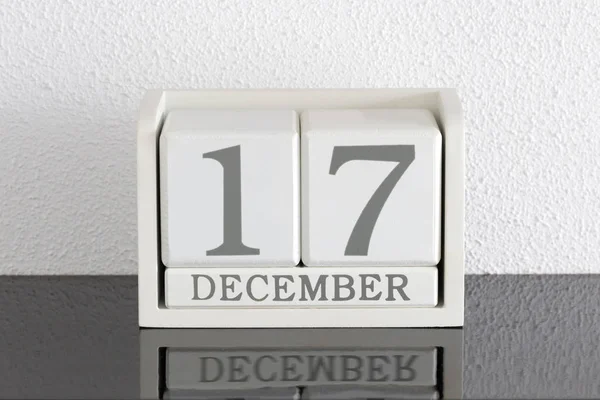 Calendario bloque blanco fecha actual 17 y mes diciembre — Foto de Stock