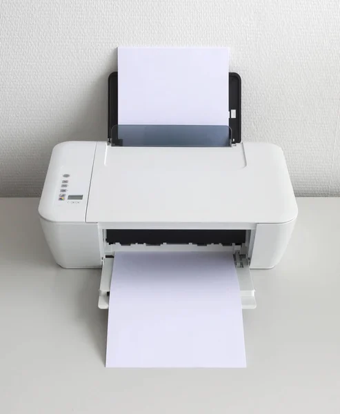 Συμπαγή εκτυπωτή στο σπίτι — Φωτογραφία Αρχείου