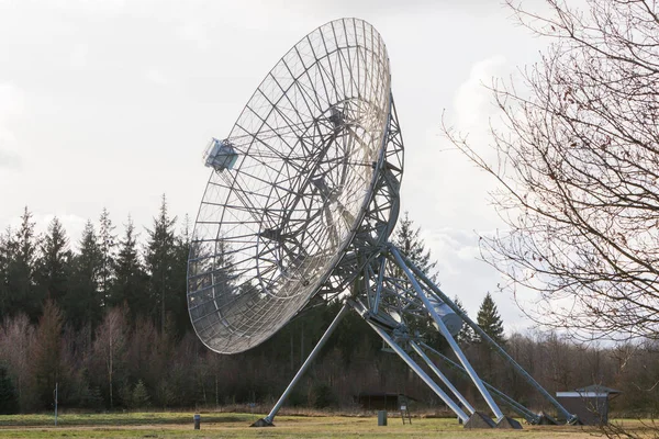 Geniş istasyon Radyo Teleskobu