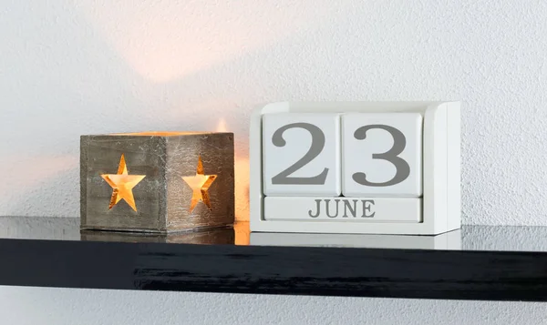 Biały blok kalendarza obecna Data 23 i miesiąca czerwca — Zdjęcie stockowe