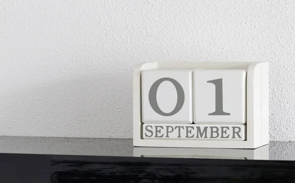 White block calendar present date 1 and month September — Stock Photo, Image