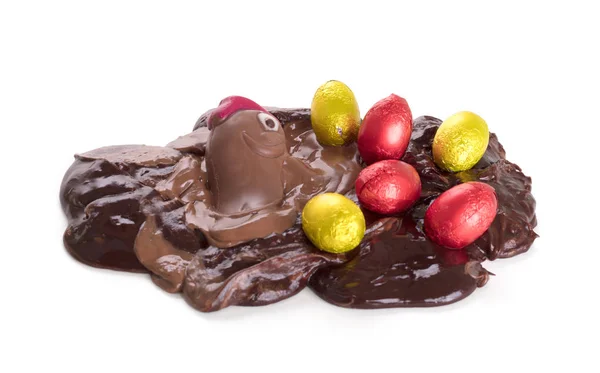 녹는 초콜릿 부활절 치킨 — 스톡 사진