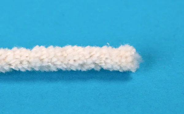 Piccolo aspirapolvere bianco — Foto Stock