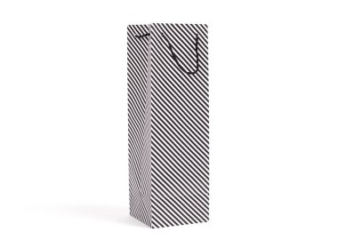 Şarap ya da şampanyanın hediye çantası.