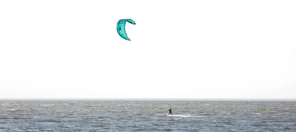 Kitesurf Sulle Onde Lago Olandese — Foto Stock
