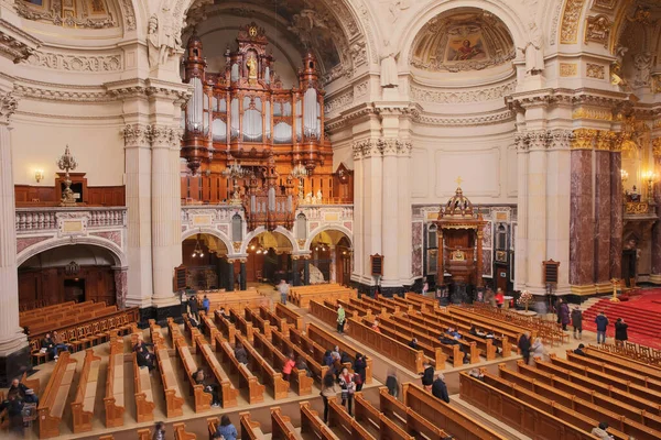 Berlin Niemcy Stycznia 2020 Wewnątrz Berlińskiej Katedry Dekoracje Kościoła Kopuła — Zdjęcie stockowe