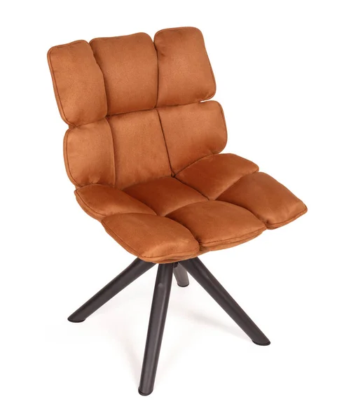 Süet Metalden Yapılmış Modern Sandalye Beyaz Üzerine Izole Edilmiş Konyak — Stok fotoğraf
