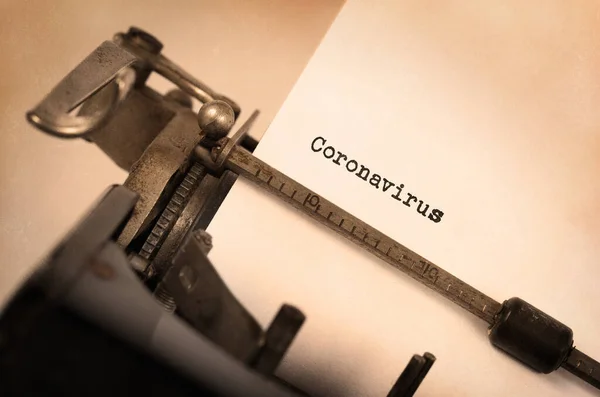 Vintage Typewriter Written Message Coronavirus — Stock fotografie