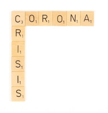Beyaz arka planda izole Corona kriz mektupları